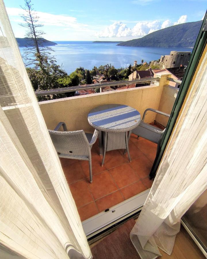 Apartments "Belle Vue" Herceg Novi Exterior foto