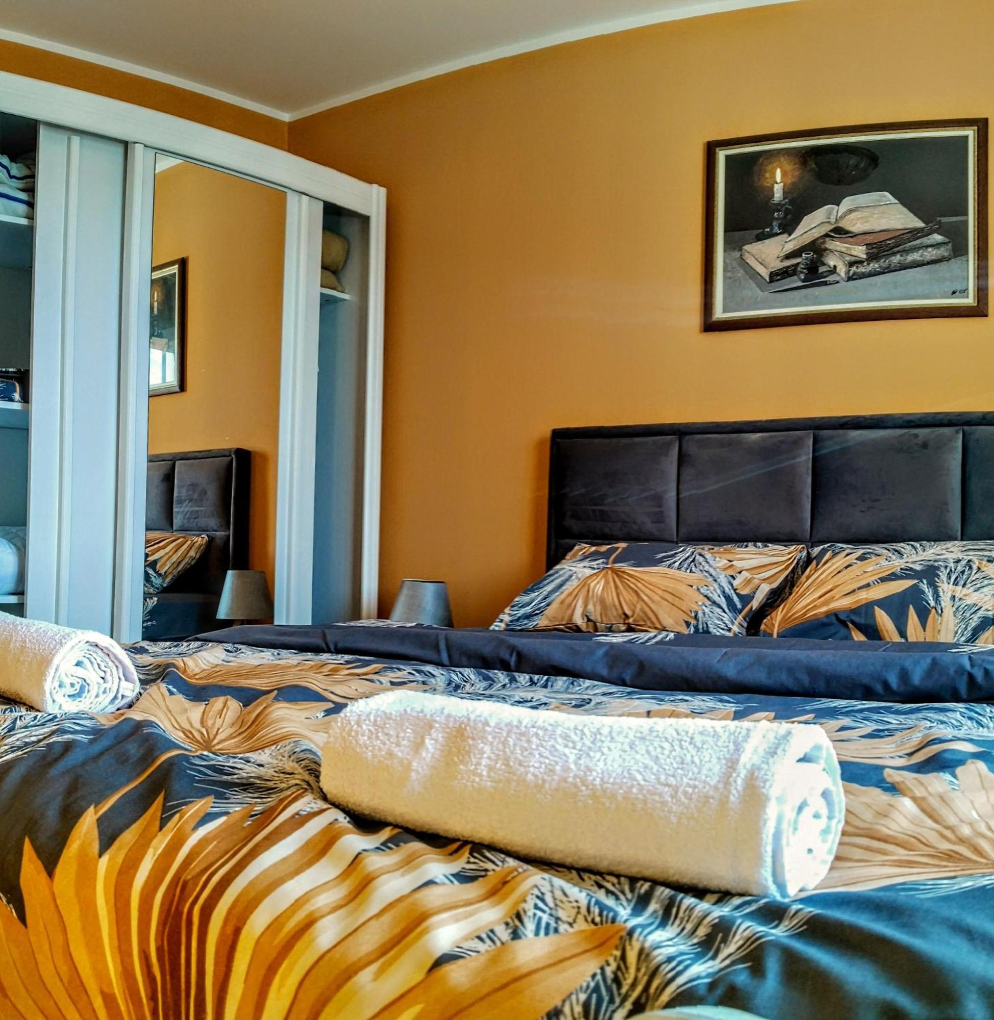 Apartments "Belle Vue" Herceg Novi Exterior foto